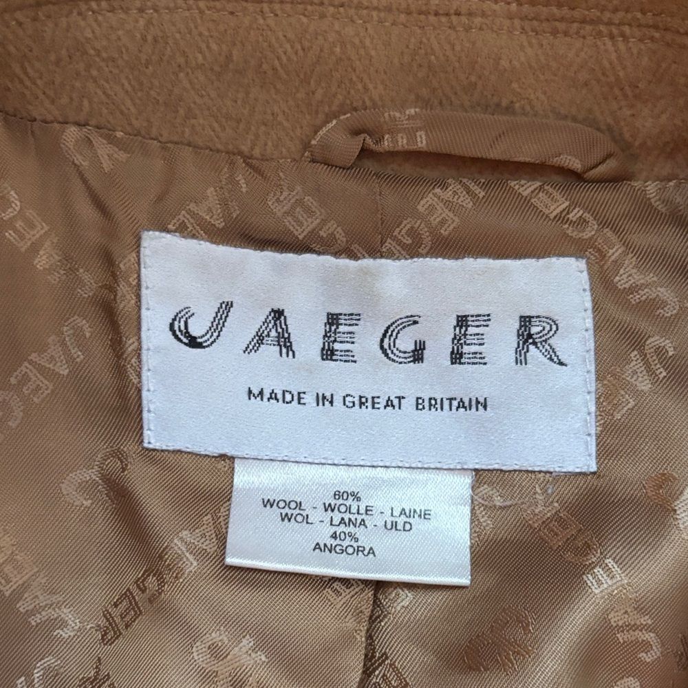 Jaeger Chic Cream Skirt and blazer and Tan Blazer Set - Picture 10 of 16